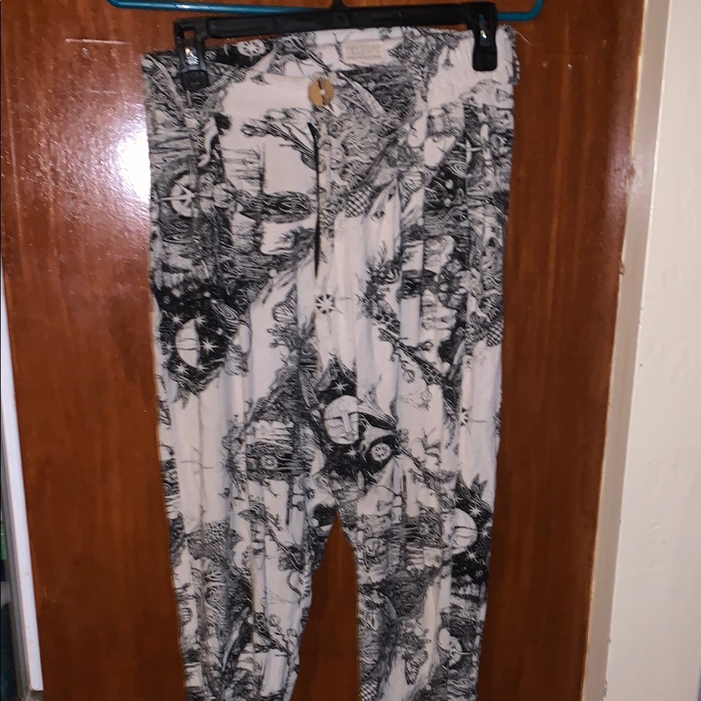 Field Day Artistic Black and White Patterned Pants perfect pant worship linen